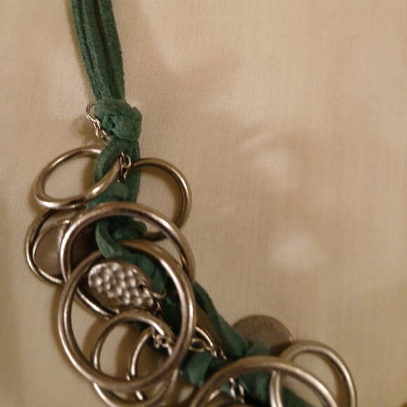 Necklace - silver & suede - (pre-loved) - Picture 3 of 7